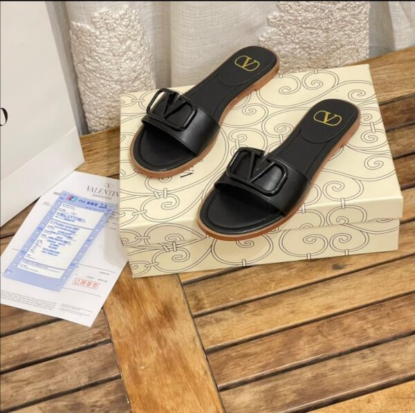 Valentino Slide