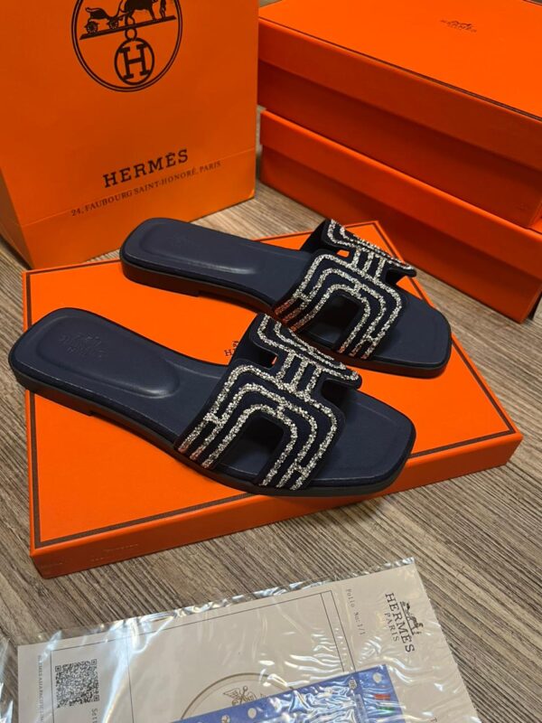 Hermes Slides - Image 3