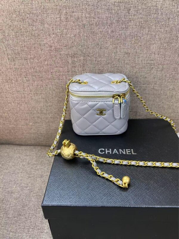 Chanel Vanity - Image 6